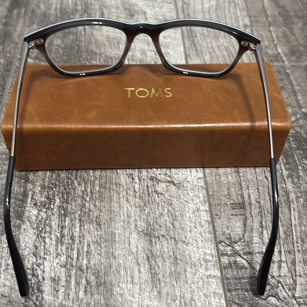 Toms Jenkins Glasses - Picture 5 of 7